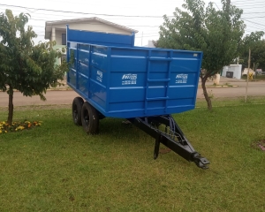 entrega-de-carreta-agricola-para-associacao-da-comunidade-sao-jose-cordebelo-v.jpg