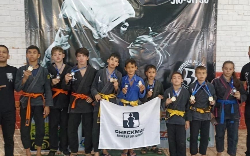 CHECKMAT JIU JITSU DE RESERVA DO IGUAÇU CONQUISTA 3° LUGAR GERAL NA COPA DE JIU JITSU EM CANDÓI