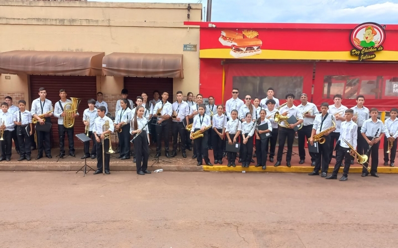 BANDA MUNICIPAL VILLA LOBOS PARTICIPA DE SEU PRIMEIRO FESTIVAL