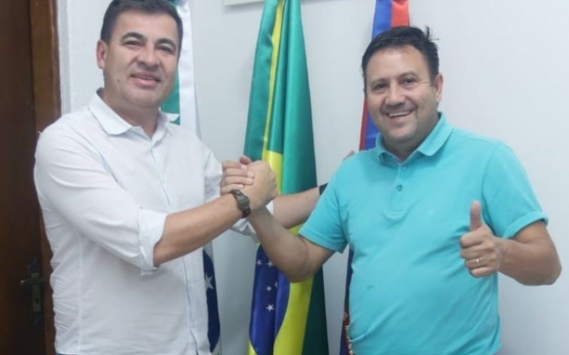 PREFEITO DE RESERVA DO IGUAÇU RECEBE VISITA DO SUPERINTENDENTE DA CASA CIVIL PARA DISCUTIR DEMANDAS MUNICIPAIS